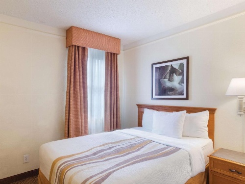 La Quinta Inn by Wyndham Denver Cherry Creek image 15